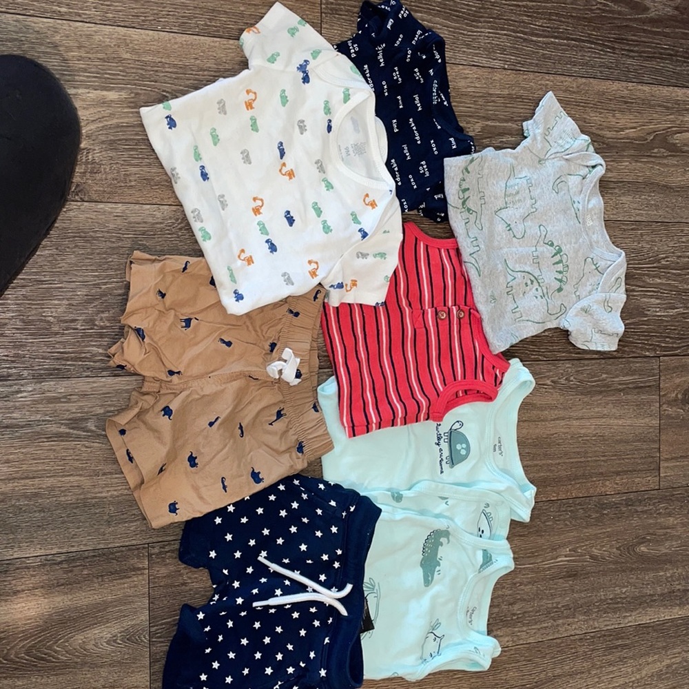 Carters & H&M  Bundle!! 9 month onesies! 6-9 month shorts! Barely worn!